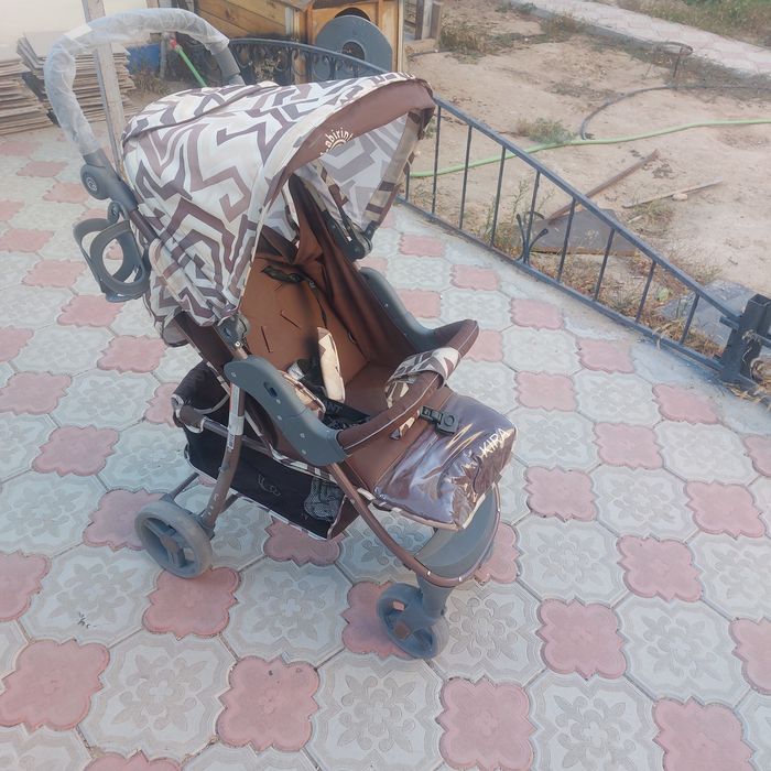 Продам коляску в хорошем состояний