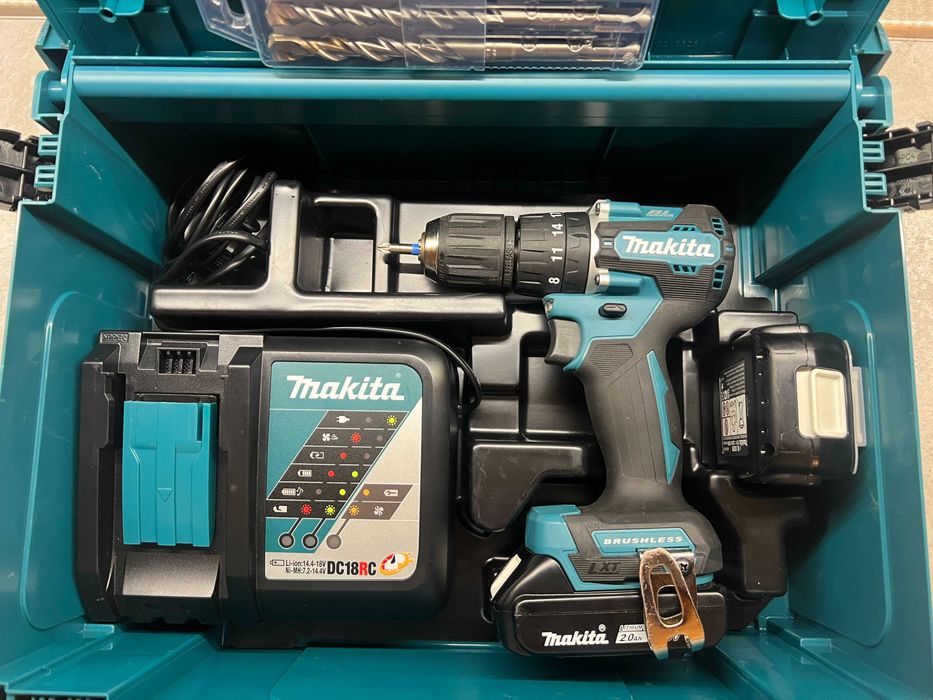 NOU Maşinǎ gǎurit înşurubat percuție Makita DHP487RAJ 18V 2 bateri 2AH