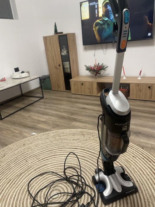Aspirator cu mop rowenta clean&steam
