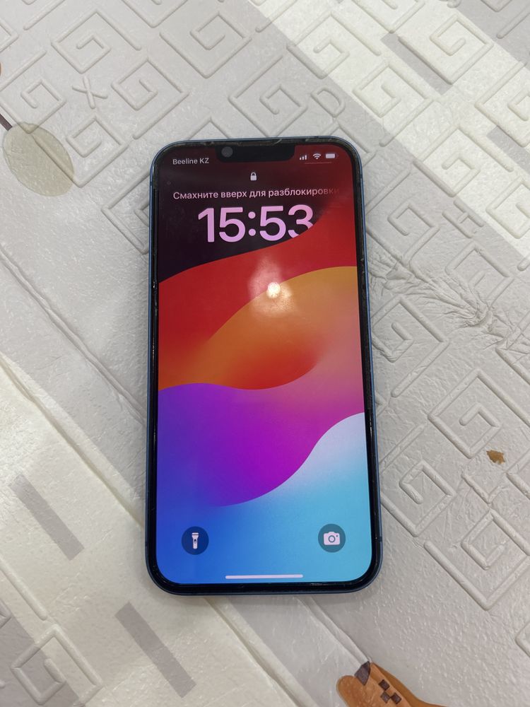 Iphone 13 цвет голубой