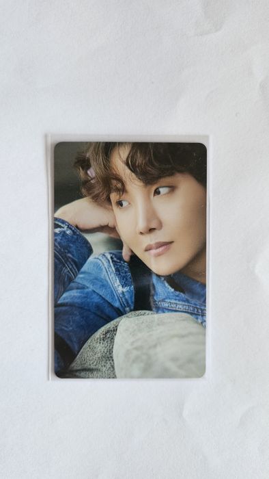 Оригинална J-Hope DICON 2021 картичка