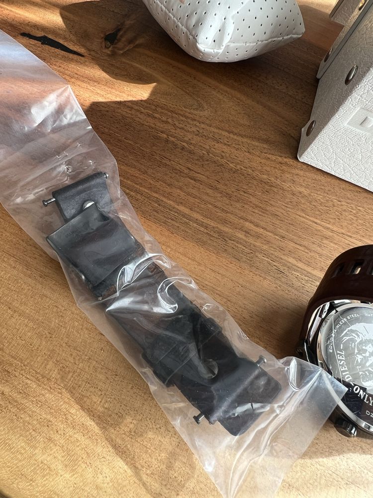 Часовник Diesel DZ7258 Little Daddy
