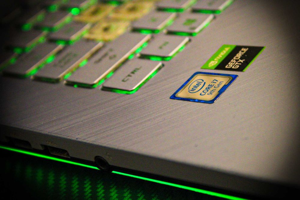 Laptop Gaming Asus Rog Strix G531GT i7 Gen-9 16GB RAM GTX1650