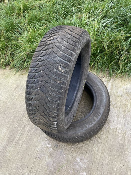 Vând 2 cauciucuri iarnă Goodyear 195/65 R15