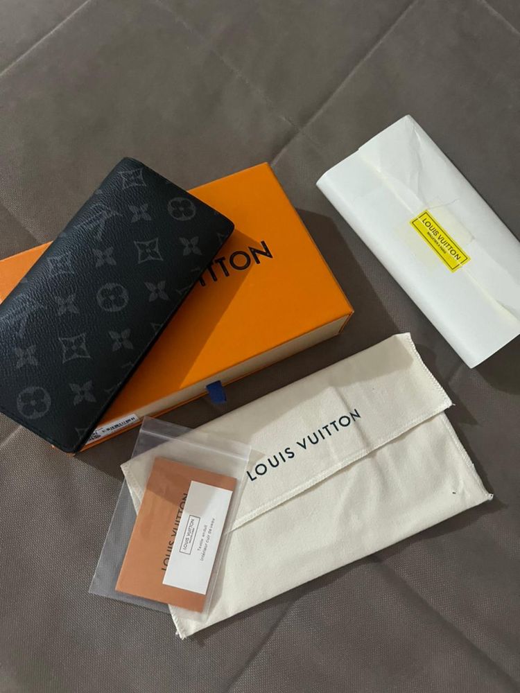 Louis Vuitton кошелек