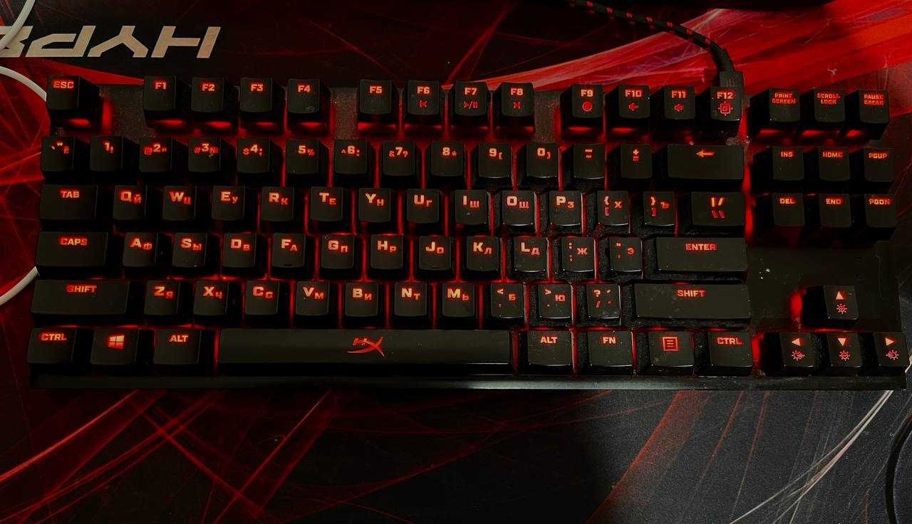 продаю клавиатуру hyperx alloy fps