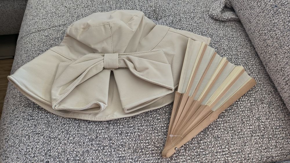 Дамски обувки и сандали + подарък