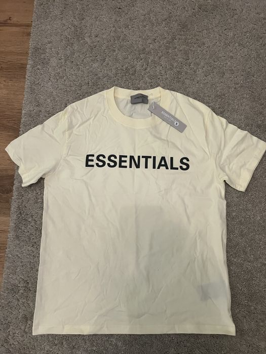 Tricou essentials