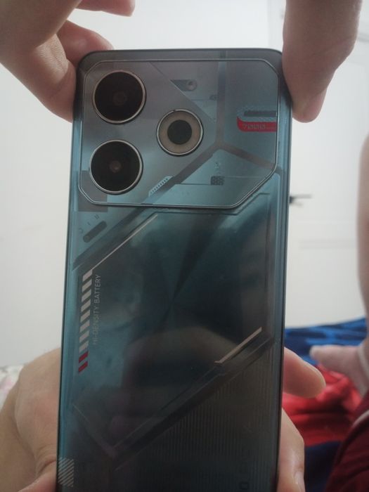 Продам телефон tecno pova 6 neo