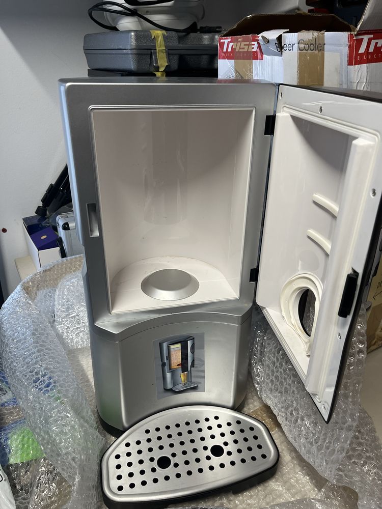 Охладител за бира Trisa Electronics Beer Cooler, 65 W, сив