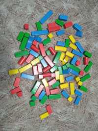 Дървени кубчета цветен игрови комплект за деца от 2-4 г.