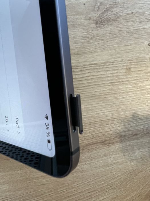 iPad Pro 11” Wi-Fi + Cellular