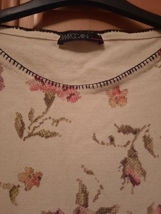 Pulover alb cu motiv traditional mărimea 40