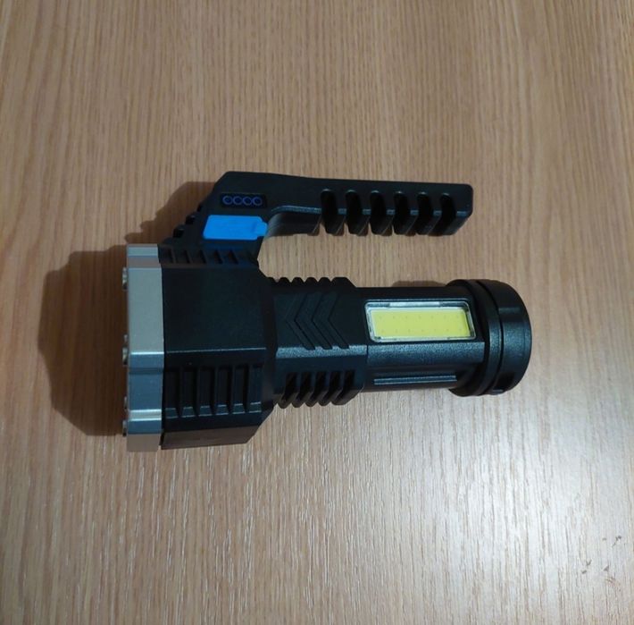 Lanterna dr mana cu acumulator