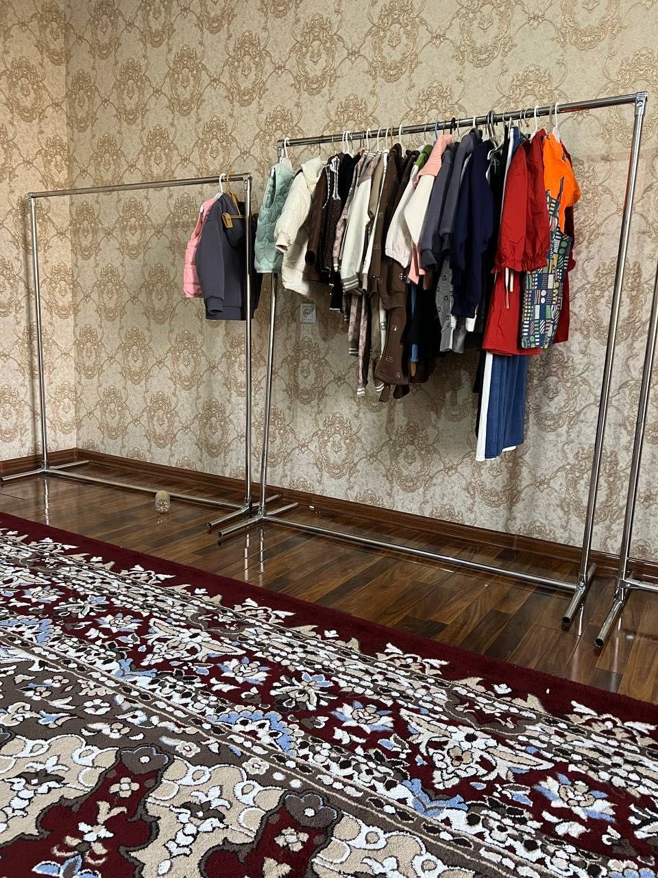 Новые рейлы (вешалки), держатели для одежды
