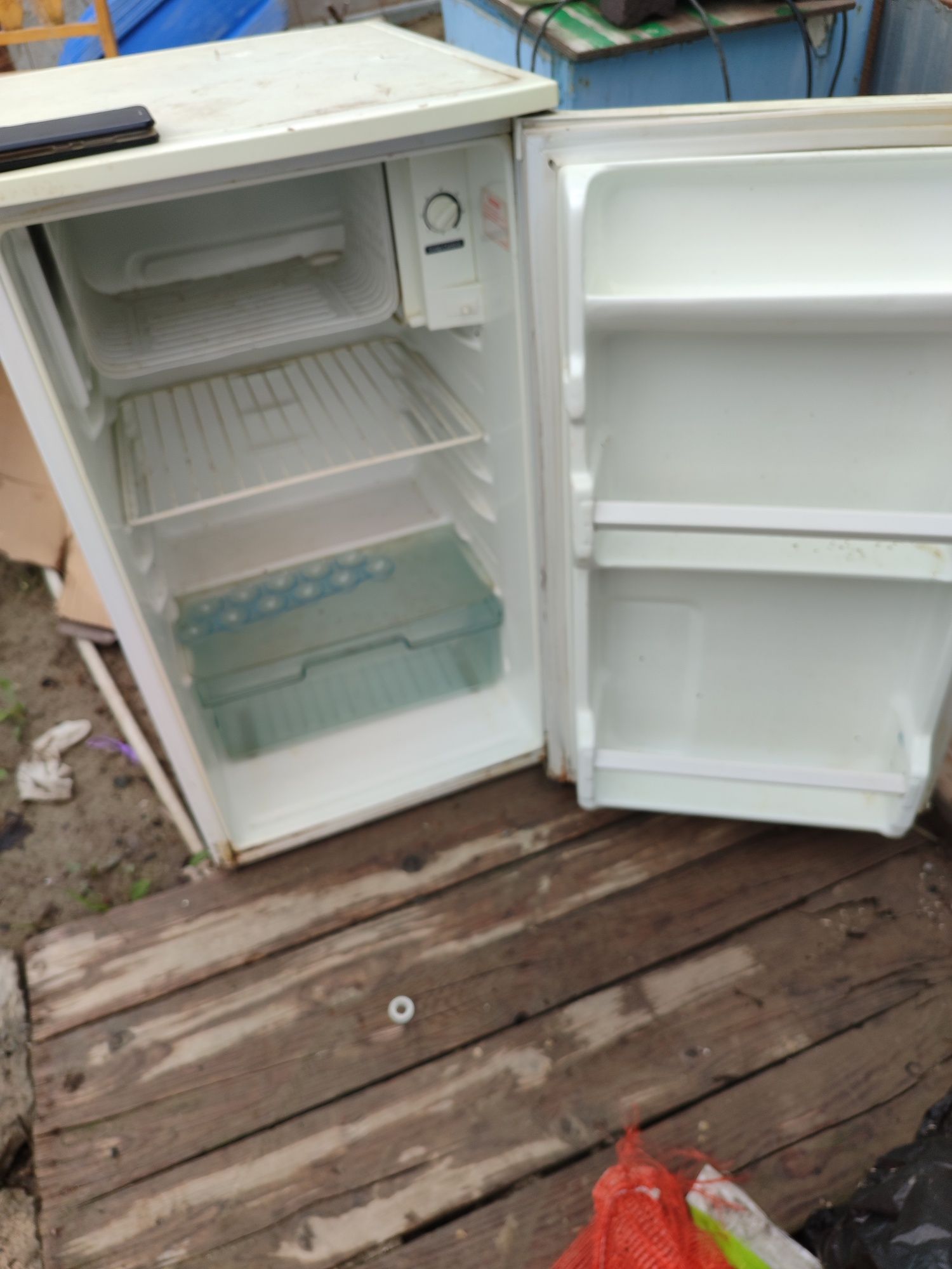 Холодильник на запчасти холодильник на запчасти холодильник на запчаст