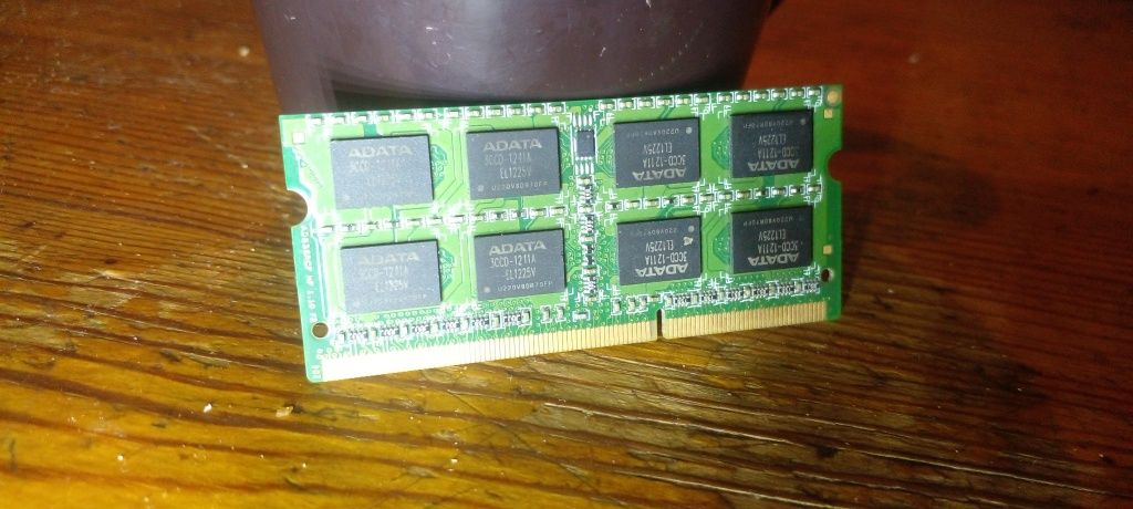 Продаю оперативку для ноутбука ddr3