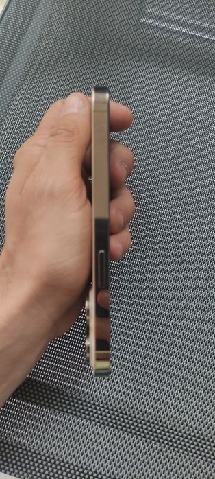 Capac spate/Rama iPhone 14 pro