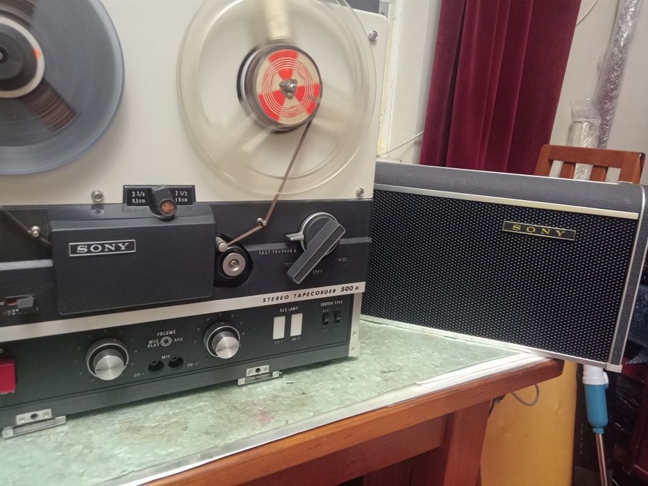 Magnetofon Sony TC 500A Cu amplificare și boxe