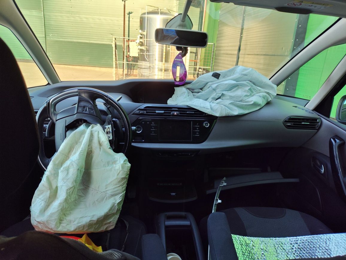 Citroen C4 Picasso avariat