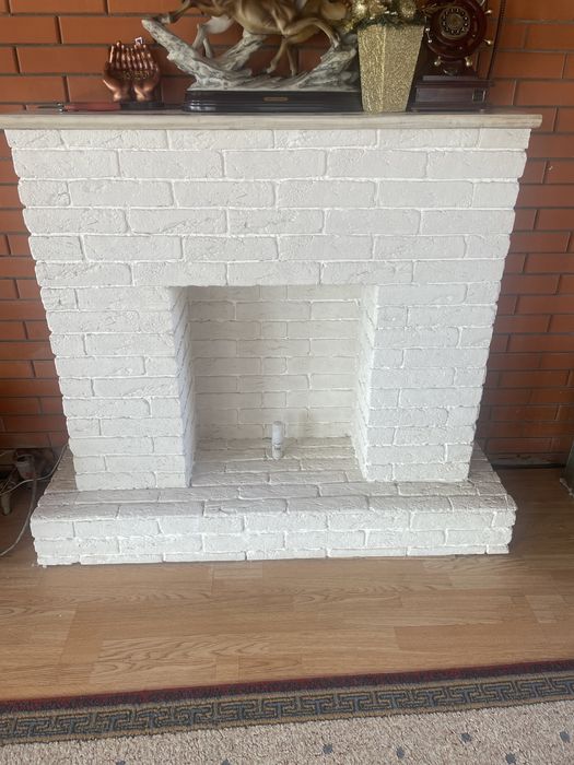 Камин декоративный