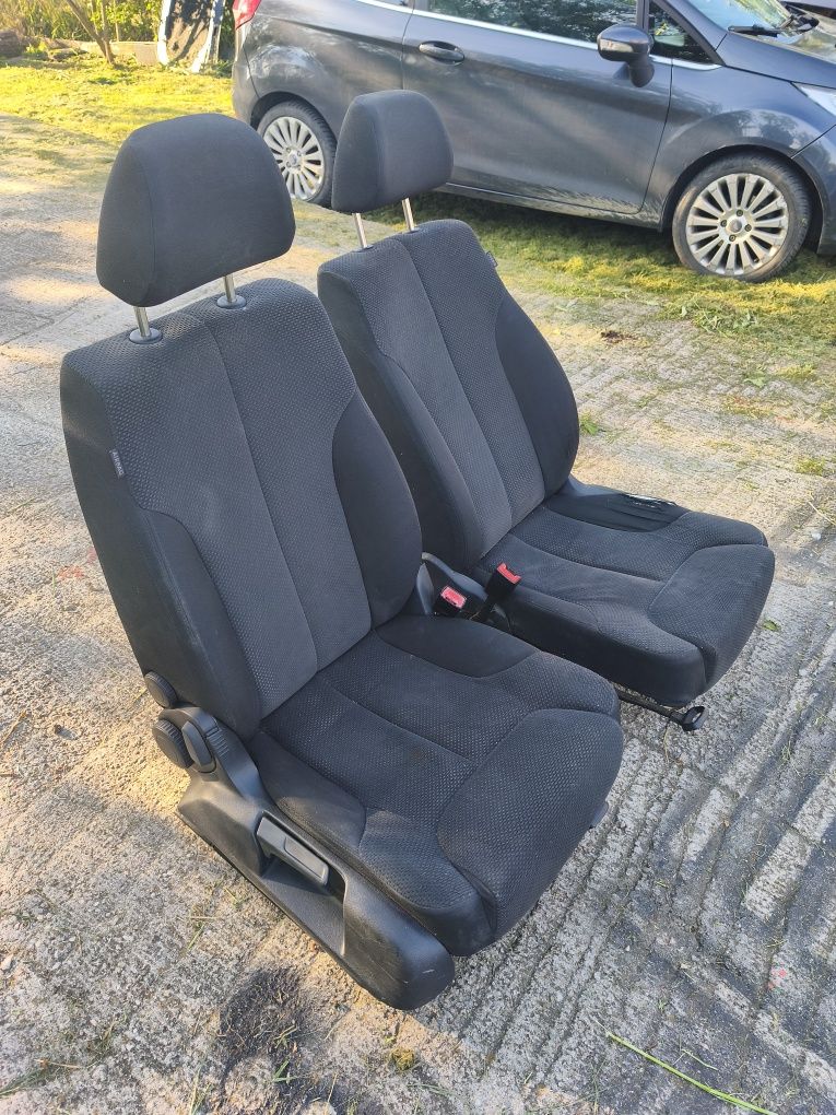 Scaune față cu încălzire Volkswagen Passat B6