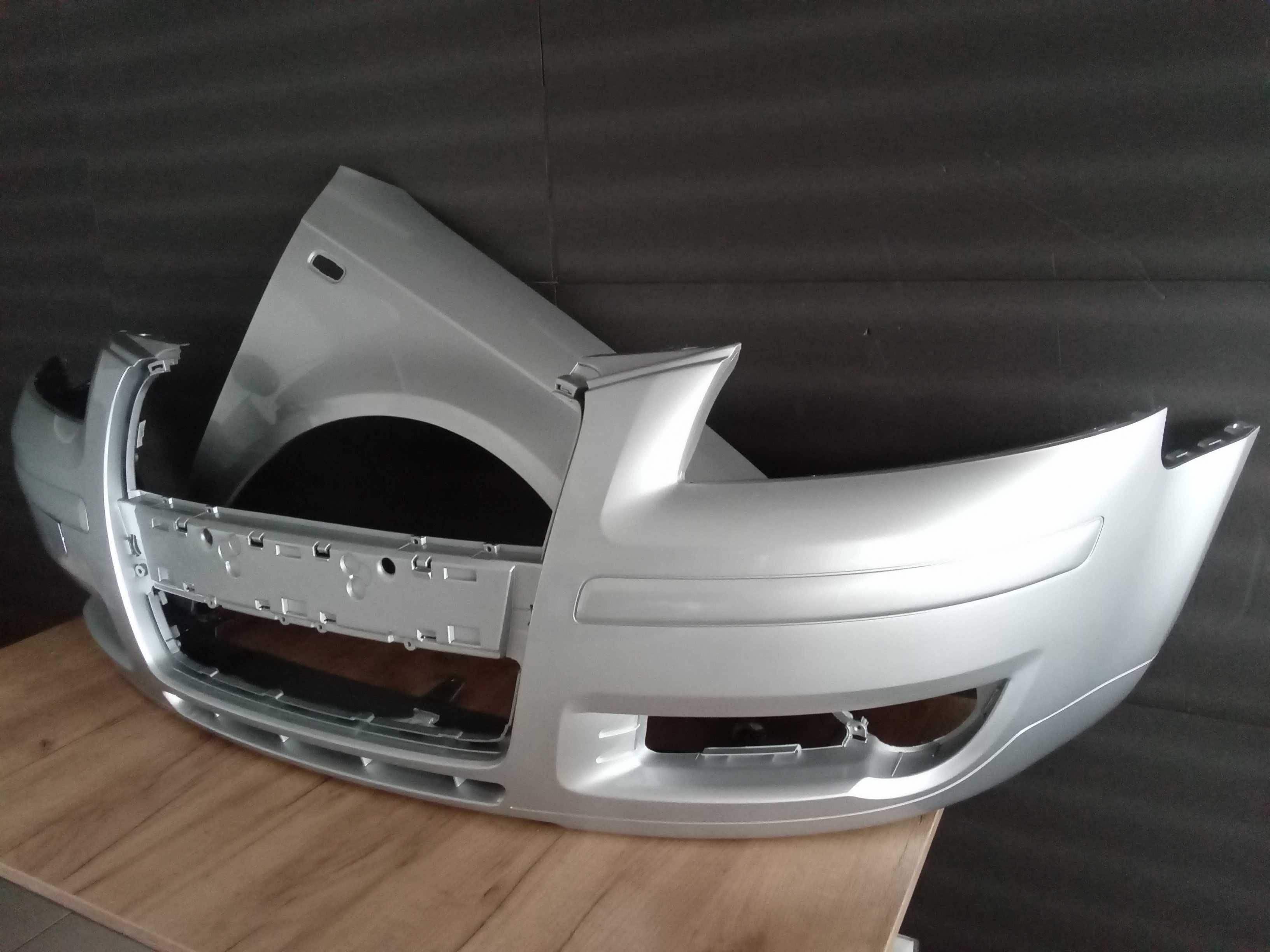 Bara Aripa fata stanga sau dreapta Audi A3 2005-2008 Argintiu LY7W