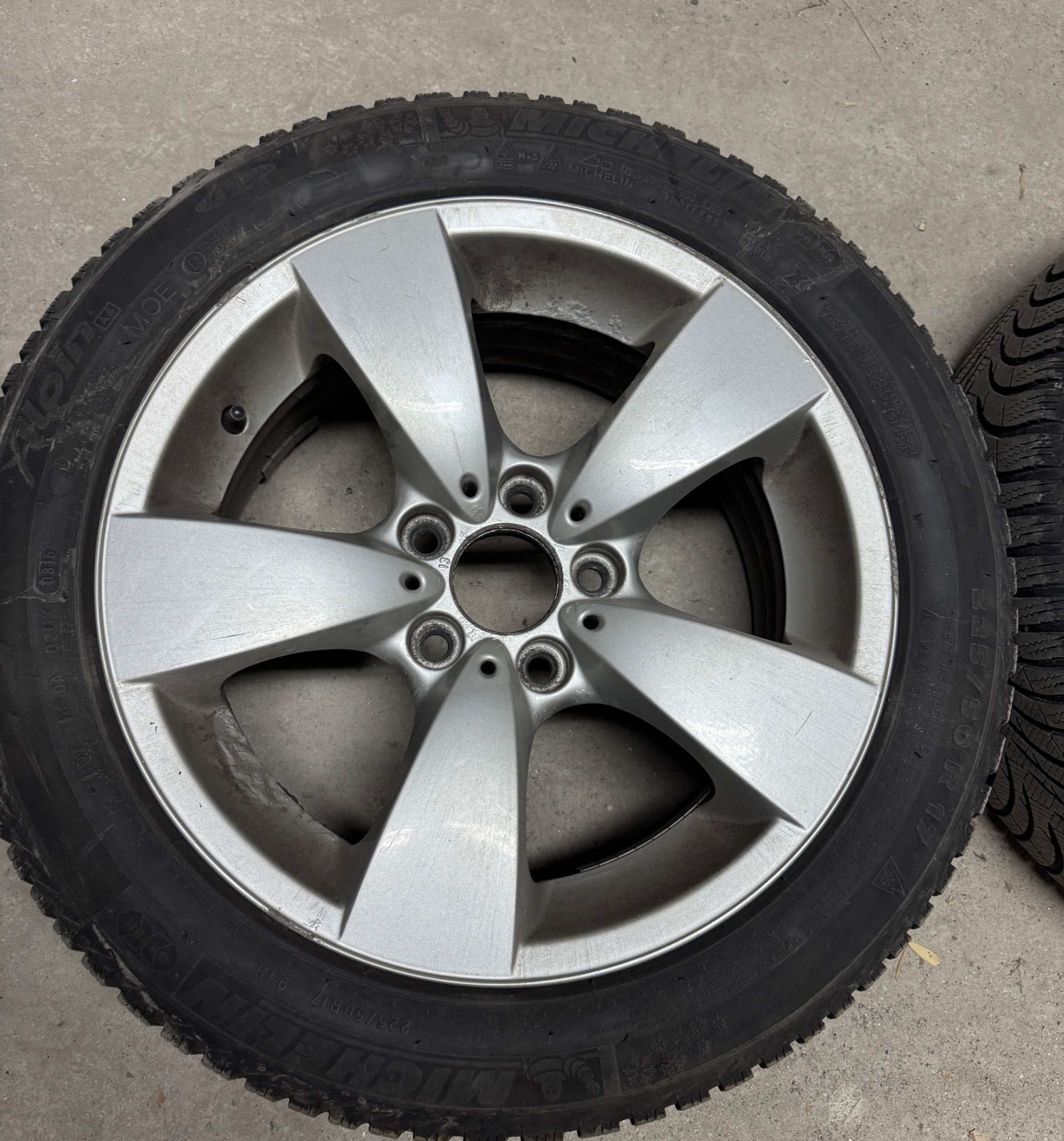 17" Лети алуминиеви джанти с гуми Michelin Alpine за BMW