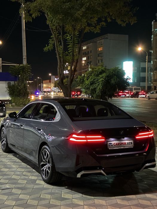 Bmw i5 35L 2024 yil