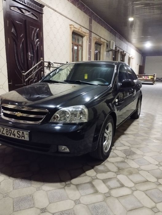 Лассети сотилади метанда