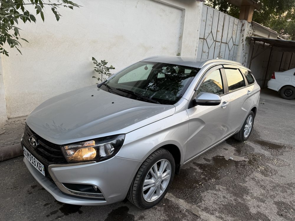 Продается Lada Vesta SW