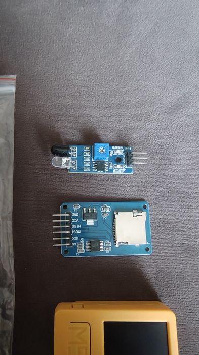 Vând m5stickc plus 2 cu adaptoare