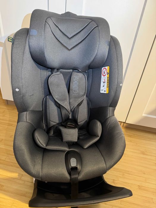 Axkid Стол за кола Spinkid (0-18 кг.)