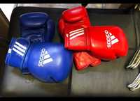 Боксерские перчатки адидас