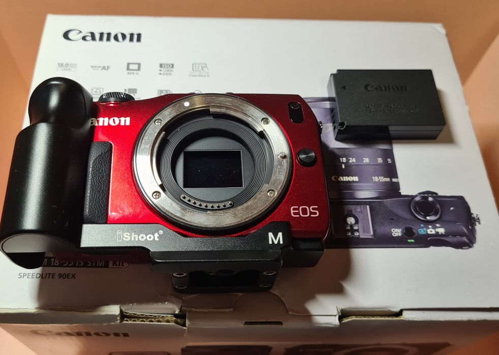 Kit Canon EOS M si obiectiv 18-55mm IR conversion