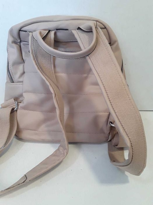 Раница за 18лв.  Удобна