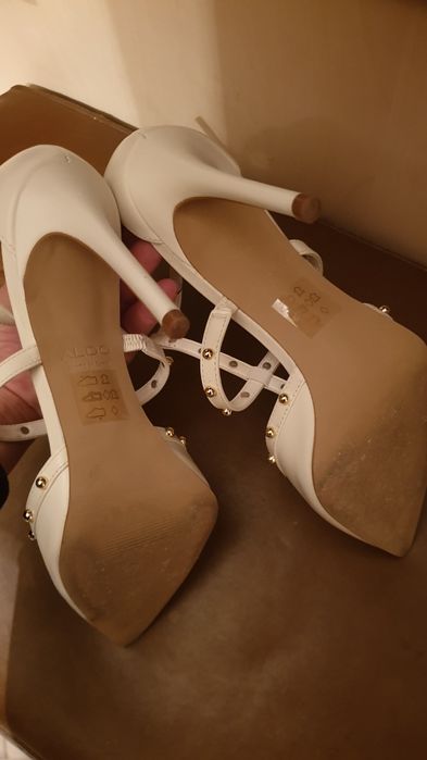 Обувки/сандали ALDO