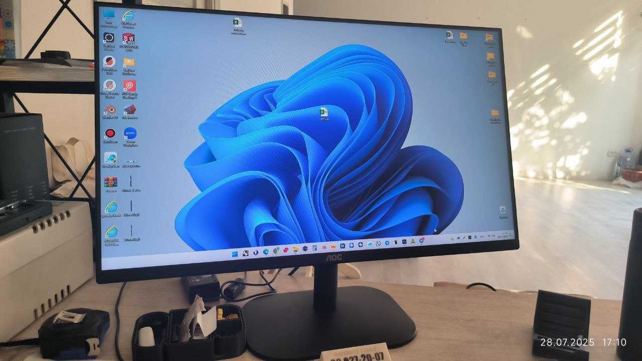 Продам монитор AOC 27 дюймовFull HD 75Гц состояние идеал