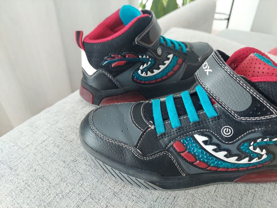 Ghete piele naturala GEOX RESPIRA, 37, cu leduri