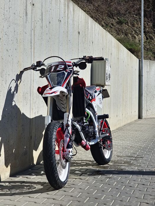 Vand/Schimb Supermoto Husqvarna wre125 (yzf duke wrx cbr)