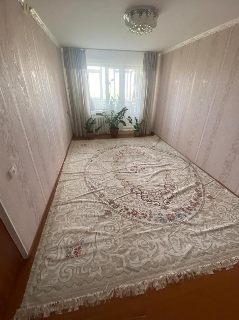 Продам 3-× комнатную солнечную квартиру. Удачная планировка, сквозной,