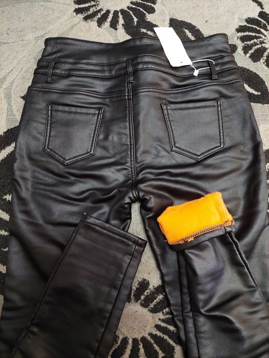 Продам брюки зима