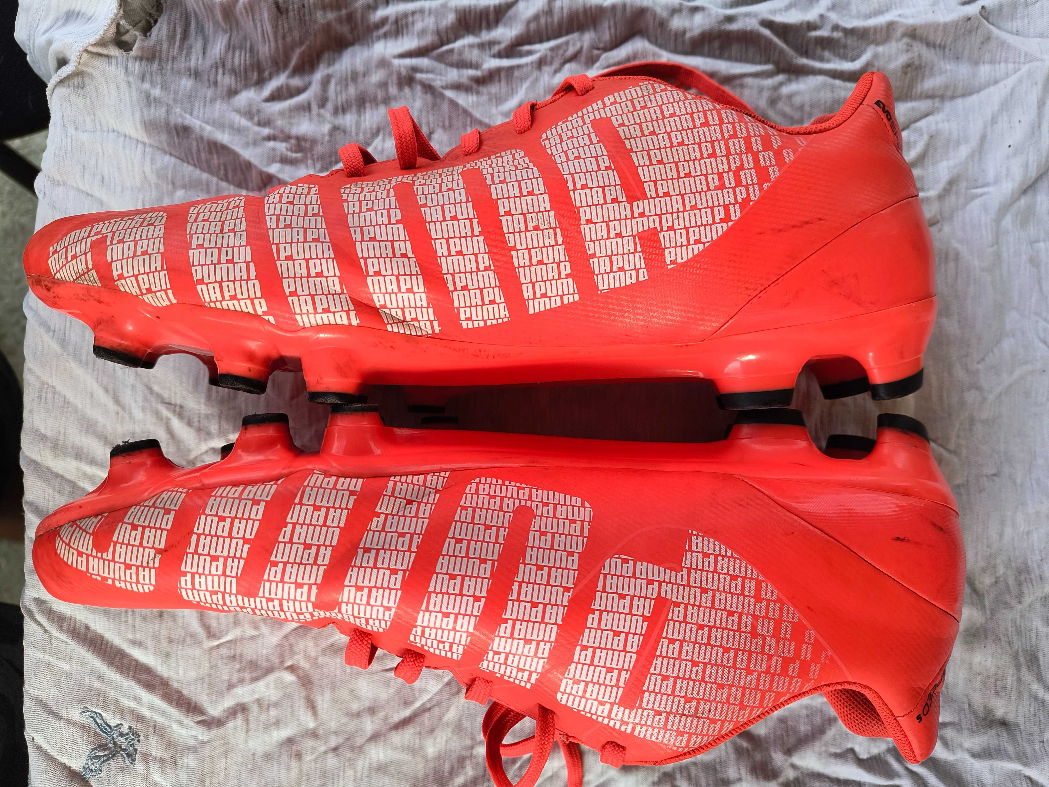 PUMA футболни бутонки
