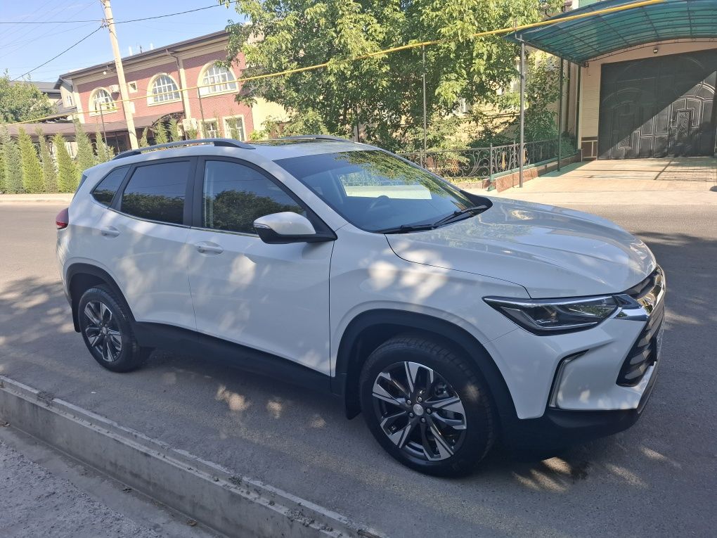 Chevrolet Tracker 1.0T AT 325T