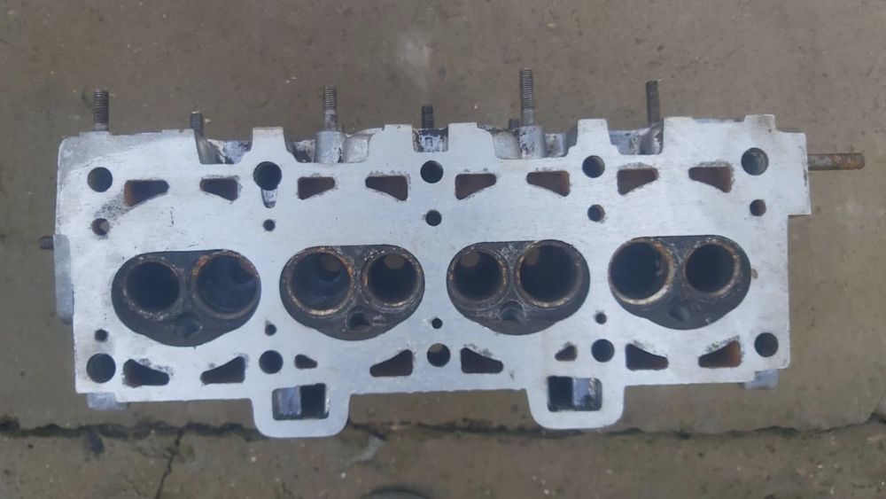 Продам головку Ваз 8-ми клапанный