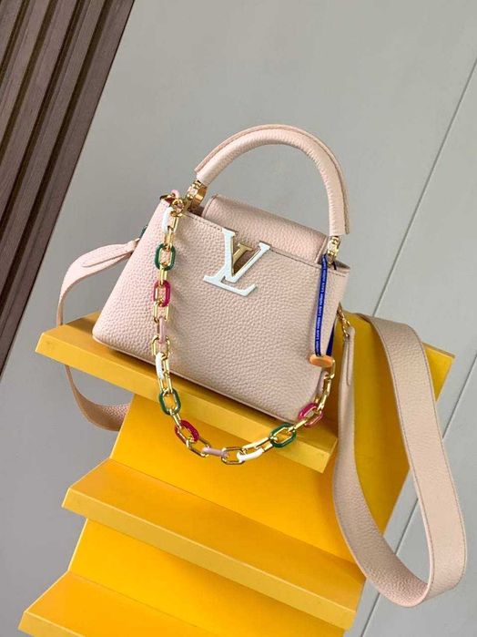 Geanta Louis Vuitton Capucines 27