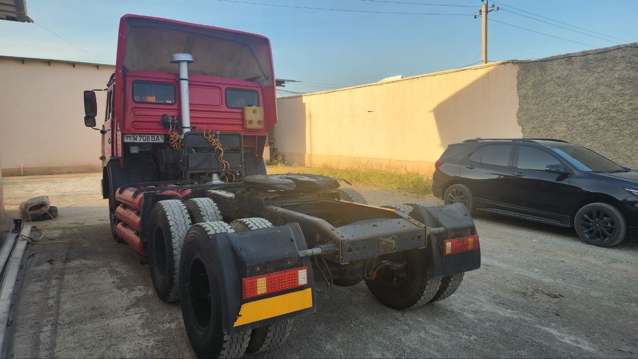 Kamaz piritsepi bilan sotiladi
