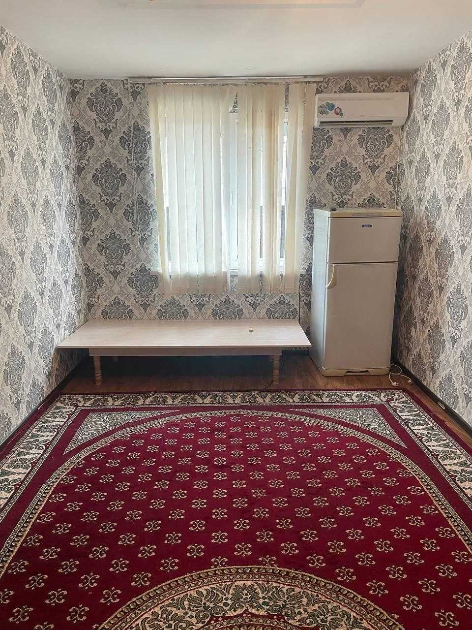 Корасу 6 массив 2/3/3, оилага (ЗАГС) ижарага берилади. Нархи 350 у.е.