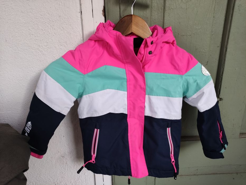 Зимни космонавтчета и якета