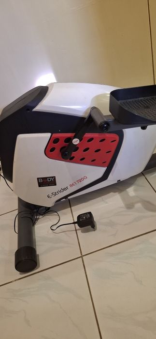 Bicicletă fitness eliptica Body Sculpture BE - 1720